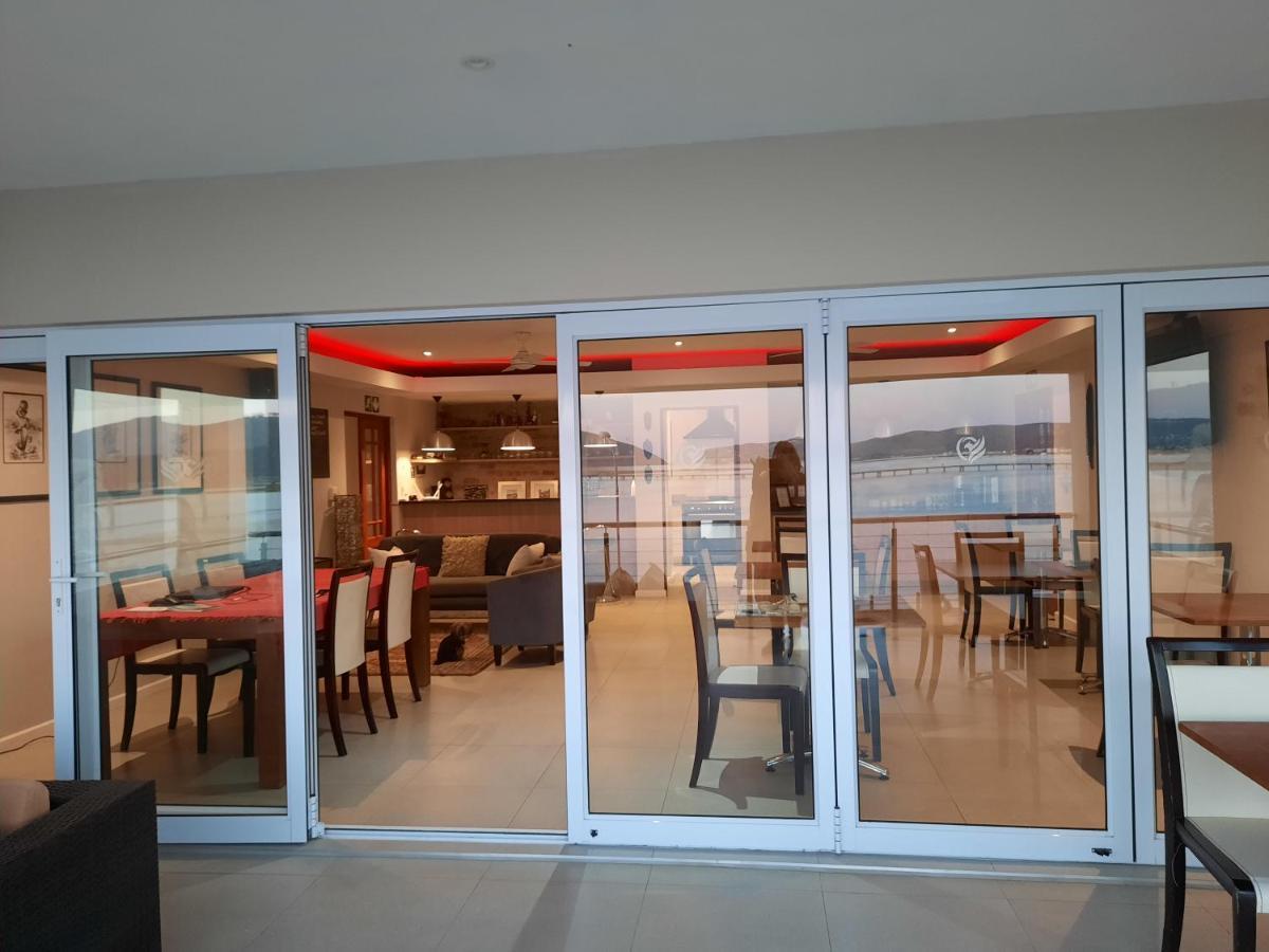 Phoenix Lodge And Waterside Accommodation Knysna Extérieur photo