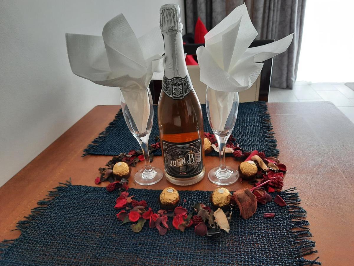 Phoenix Lodge And Waterside Accommodation Knysna Extérieur photo