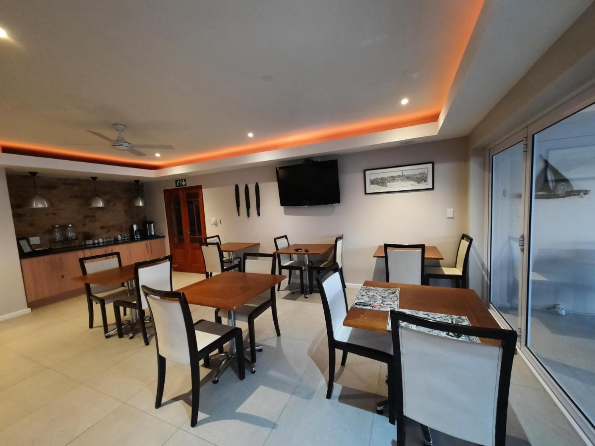 Phoenix Lodge And Waterside Accommodation Knysna Extérieur photo