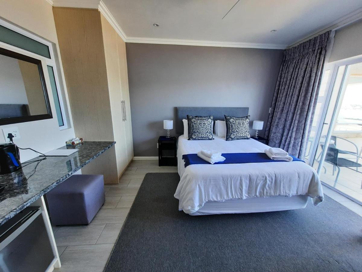 Phoenix Lodge And Waterside Accommodation Knysna Extérieur photo