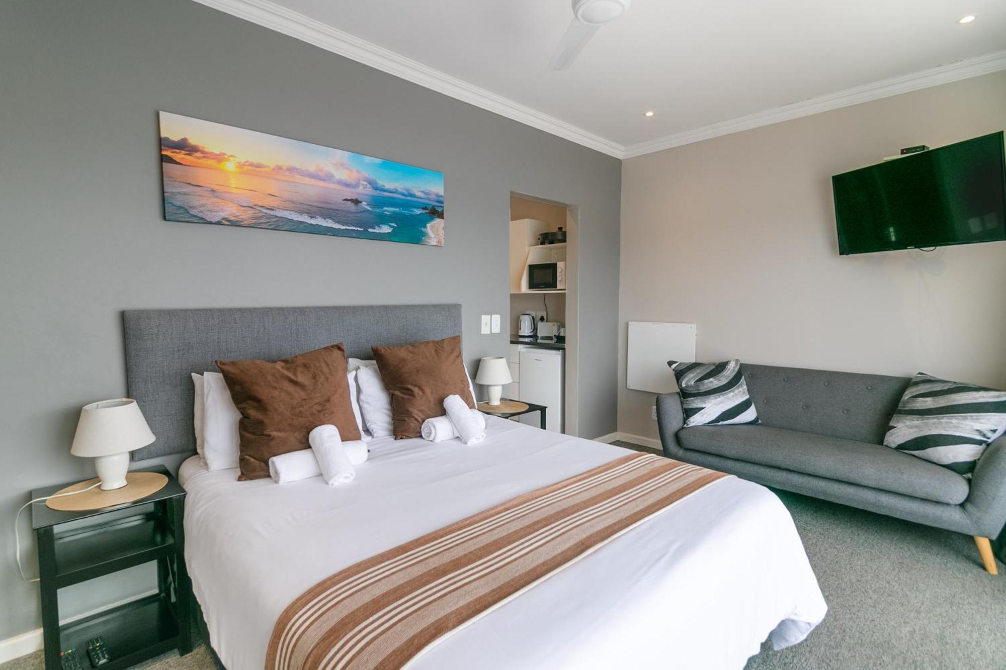 Phoenix Lodge And Waterside Accommodation Knysna Extérieur photo
